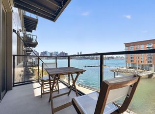 45 Lewis St #316, Boston, MA 02128