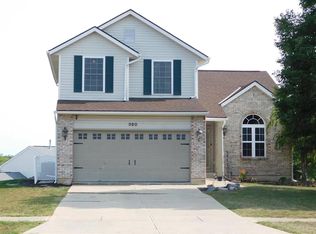 390 Timber Hill Dr, Hamilton, OH 45013
