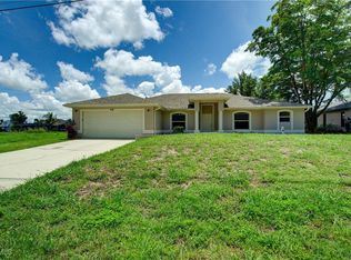 919 SW 15th Pl, Cape Coral, FL 33991