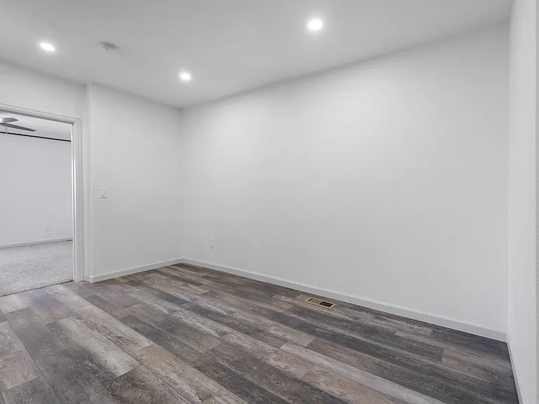 333 Main St #2B — Photo 6