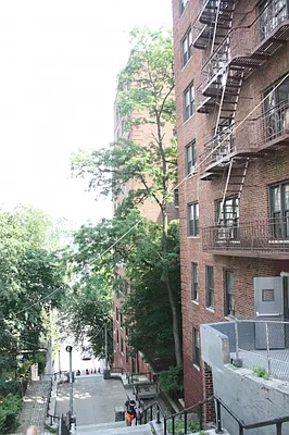 Rented by Bohemia Realty Group | media 39