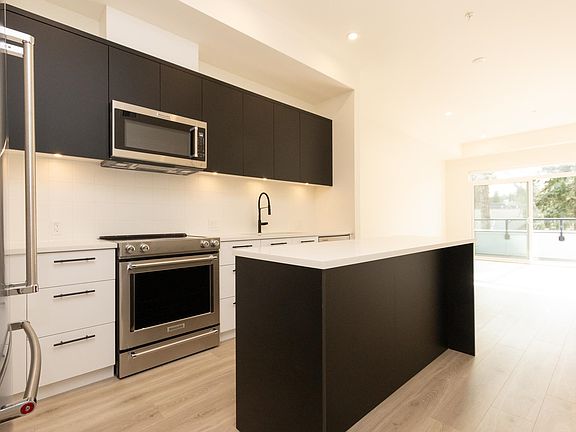 3rd image of 2635 King George Blvd #441