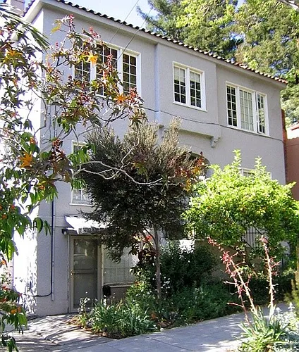 Fully Updated Studio ~Great Location near Campus~ North-Side Berkeley Photo 1