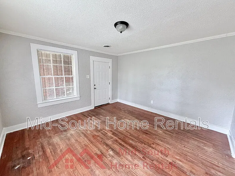 1 bed, 1.0 bath, $595 — Photo 4