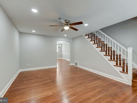 3rd image of 444 Westmont Dr