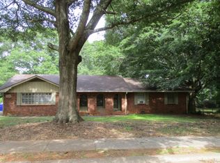 138 Club Cir, Stockbridge, GA 30281