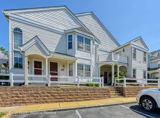 45 Tulip Ln, Freehold, NJ 07728