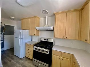 702 Live Oak Ave APT B, Menlo Park, CA 94025