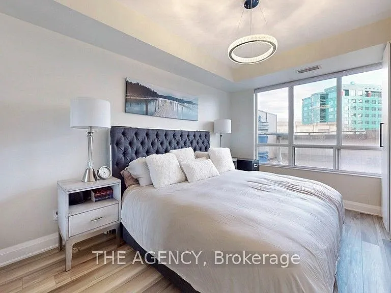 25 Kingsbridge Garden Cir #226 — Photo 16