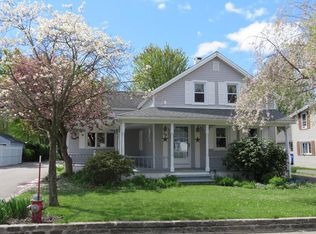34 Clark St, Easthampton, MA 01027