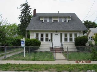 419 Northern Pkwy, Uniondale, NY 11553