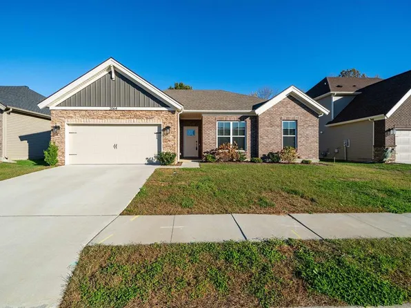2064 Pebble Wood Dr, Owensboro, KY 42303