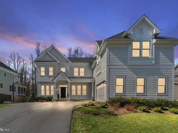 1007 Ware St SW, Vienna, VA 22180