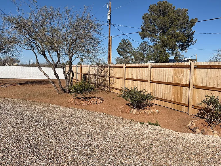 5333 S Santa Claus Ave — Photo 40