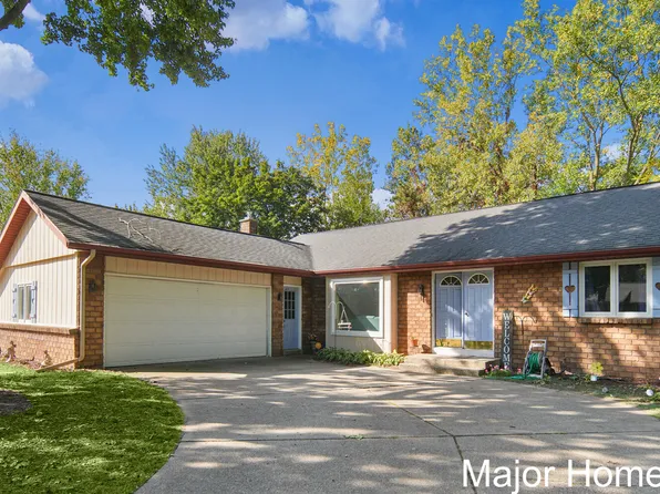 6863 Bridgeport Dr, Hudsonville, MI 49426