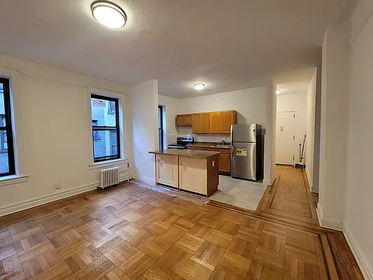 Rented by R New York | media 13