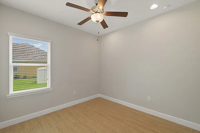 202 Messina Pl — Photo 17