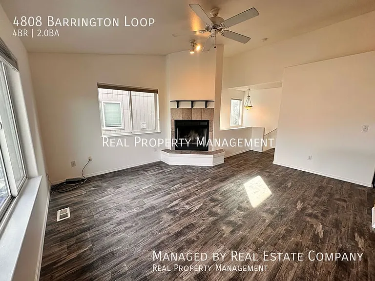 4808 Barrington Loop — Photo 3