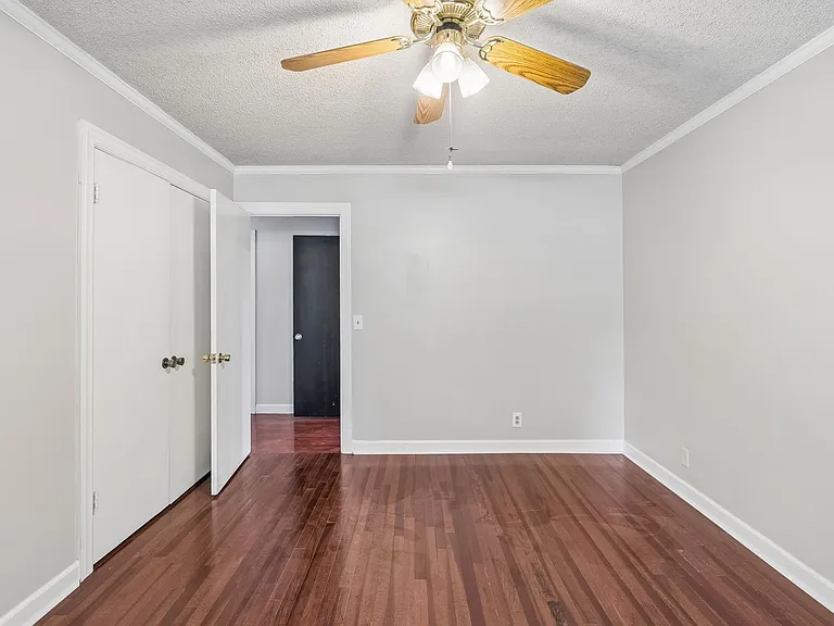 326 Draper Cir — Photo 26