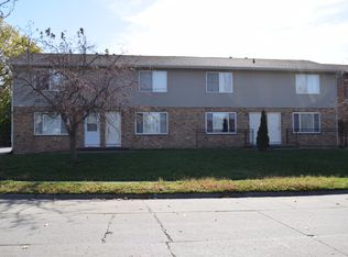 2417 Petsel Pl APT 1, Iowa City, IA 52246