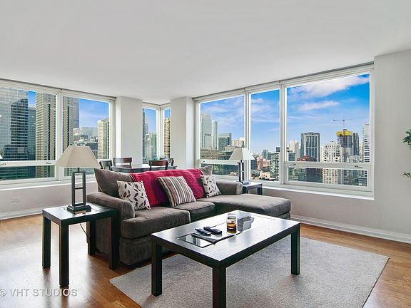 3rd image of 33 W Ontario St APT 28F