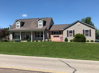 19357 Newcom Knl, Lawrenceburg, IN 47025