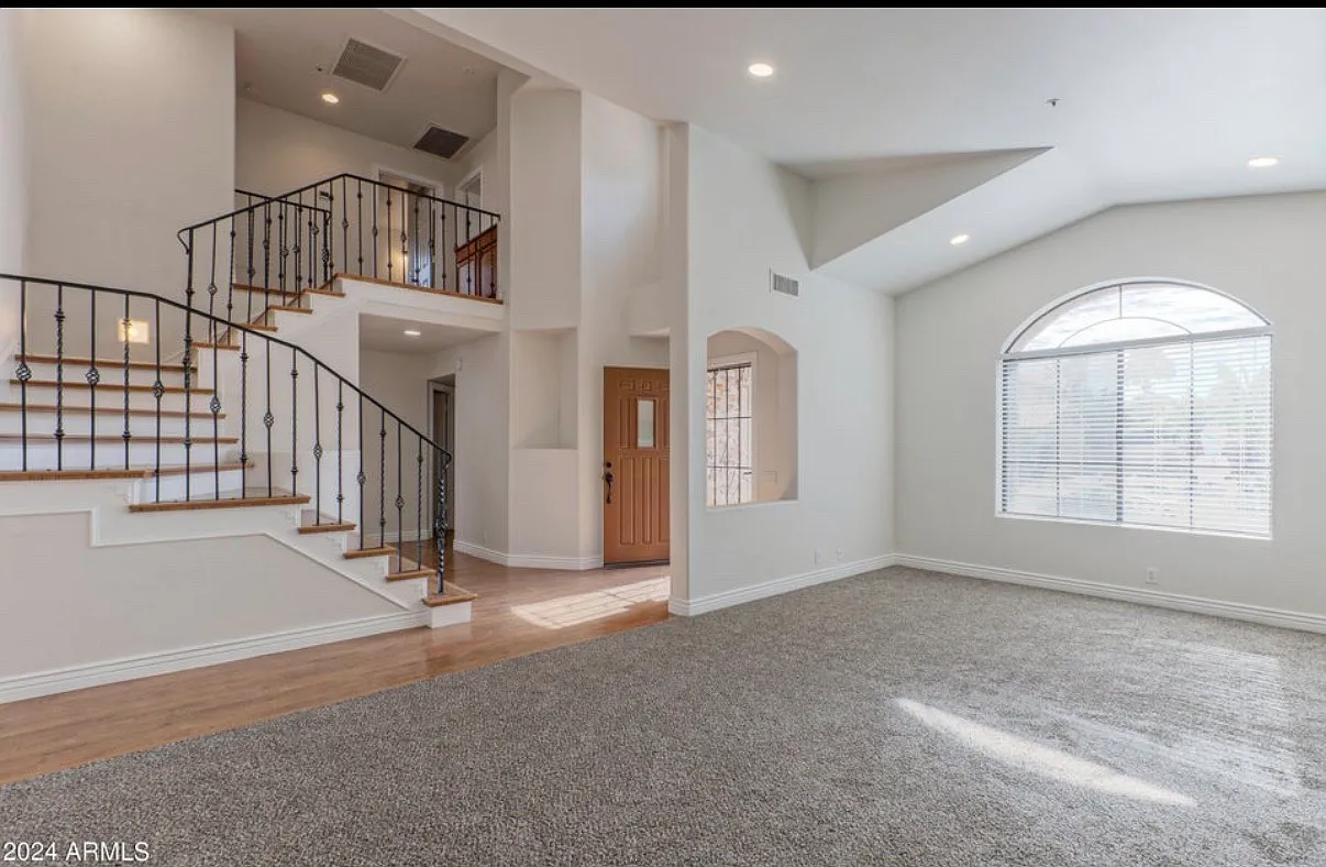 4 bed, 2218 sqft, $3,850 — Photo 4