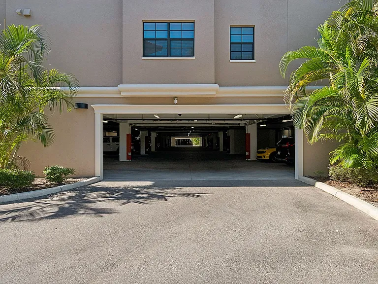 7702 Lake Vista Ct #202 — Photo 6