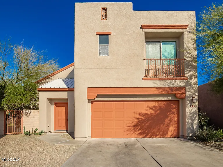 952 W Calle Estrella De Noche — Photo 2