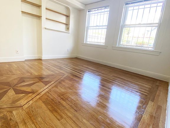 4th image of 524 Faxon Ave