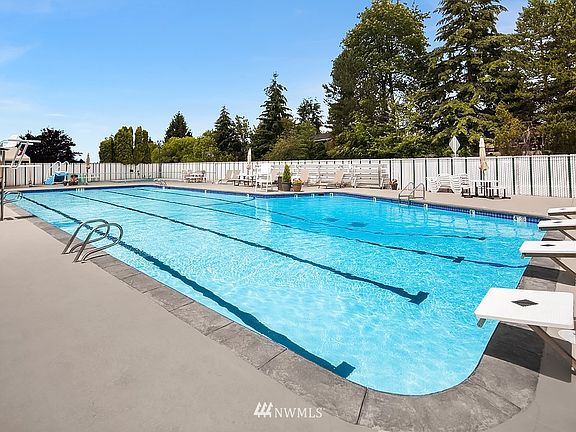 4th image of 12820 NE 142nd Pl