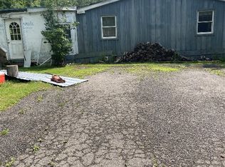 381 Hardy Rd, Johnson City, NY 13790