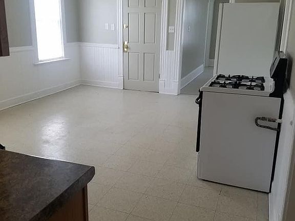 2nd image of 2642 N Holton St