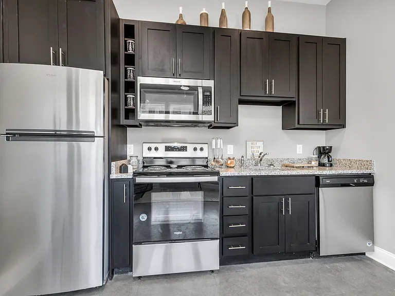 2105 Bailey Ave — Photo 1