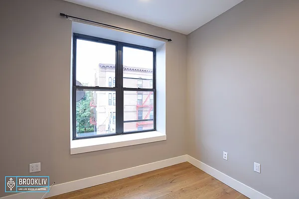 Rented by null | media 30