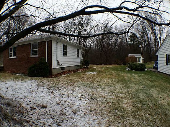 2nd image of 27 Golini Dr