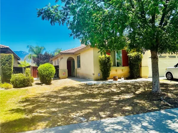 566 Miracle Dr, San Jacinto, CA 92583