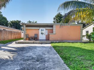 1336 LONGWOOD Street, West Palm Beach, FL 33401