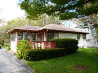 552 Stuart Rd, Racine, WI 53406