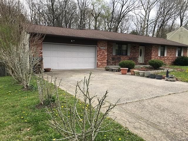 2nd image of 1130 Oak Ridge Ct