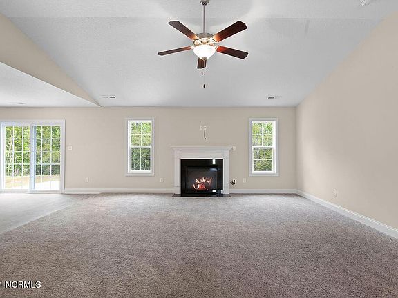 5th image of 330 Lonesome Dove Ct