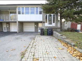 88 Glendower Cir, Toronto, ON M1T 2Z4