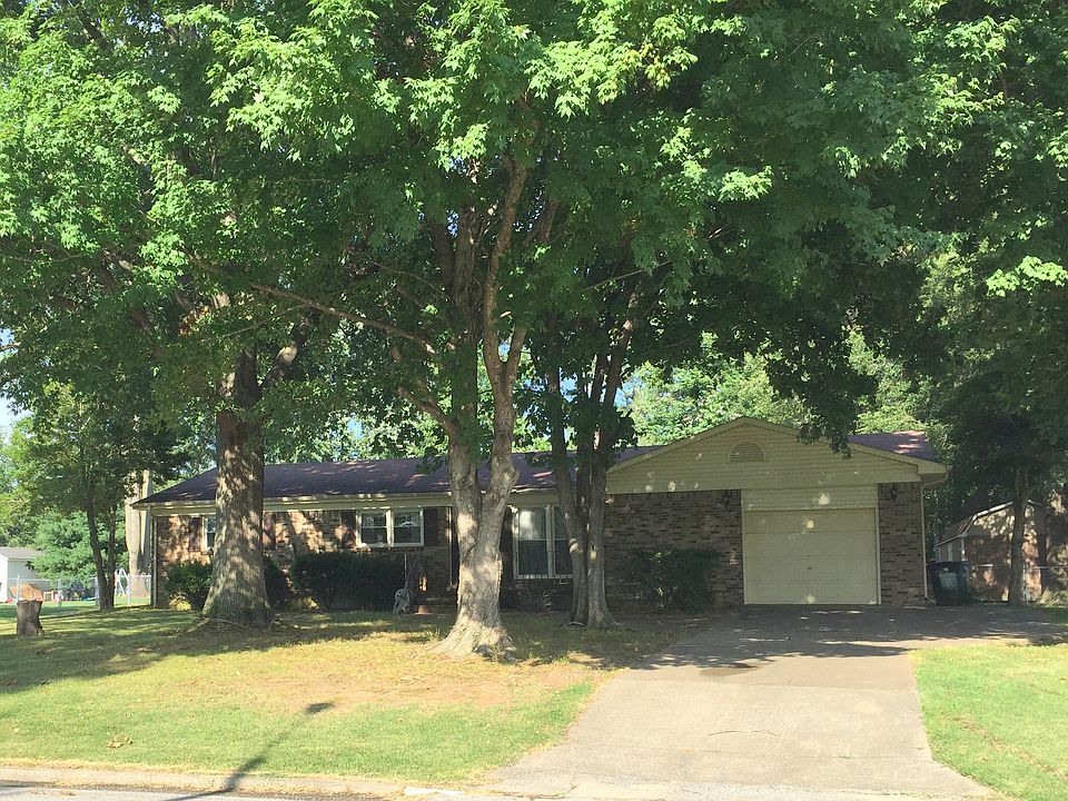 1st image of 1804 Wedgewood Dr
