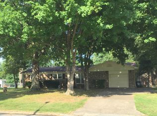 1804 Wedgewood Dr, Union City, TN 38261