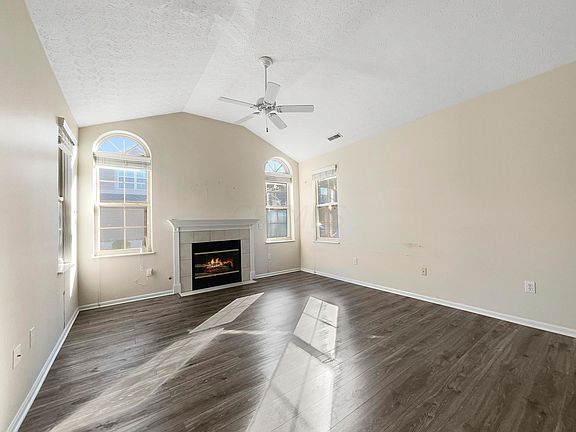 3rd image of 4347 Bridgeside Pl #19