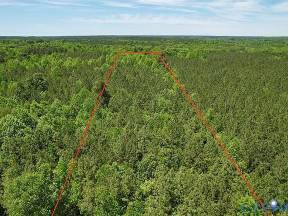 2nd image of 600 Red Oak Rd