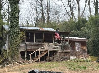 62 Sylvester Creek Ln, Clayton, GA 30525