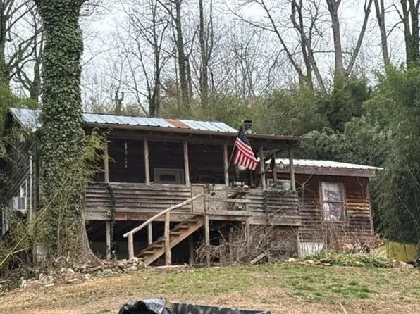 62 Sylvester Creek Ln, Clayton, GA 30525