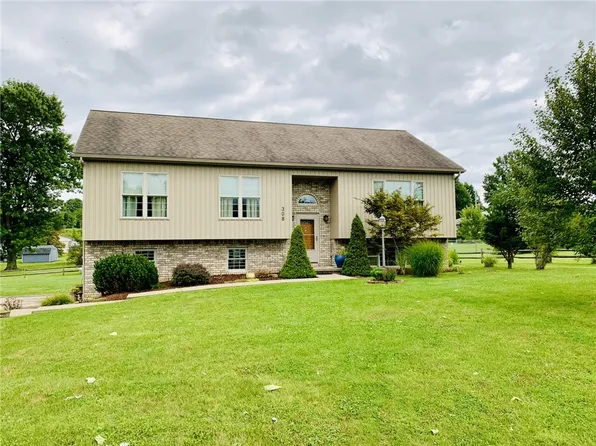 308 Terrance Dr, Connellsville, PA 15425