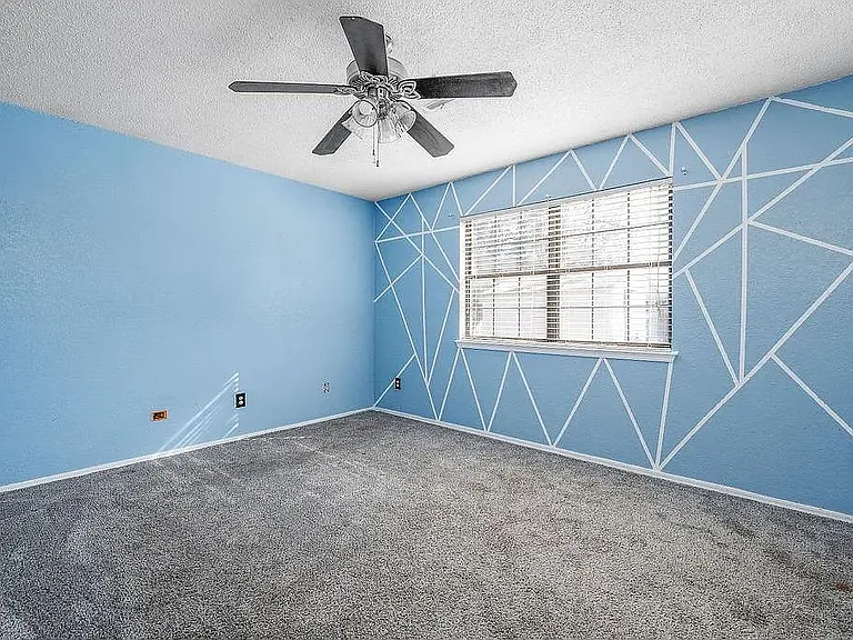 12312 SW 14th St — Photo 5